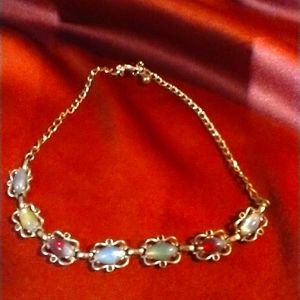 Classic stone choker